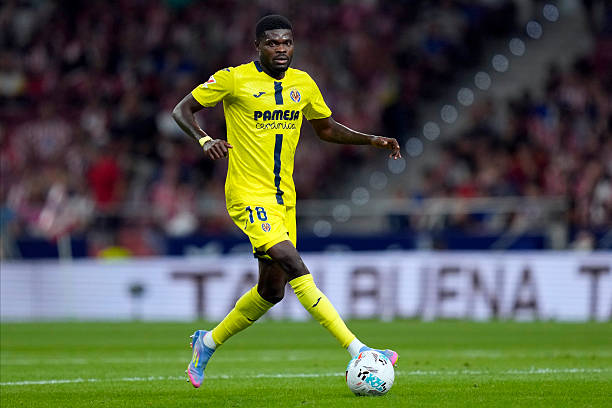 Juda chiroyli jinsiy aloqa sahnasini tomosha qiling