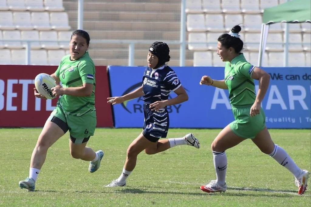 Kochada mening eshagimda fallus bilan Diskotekada hd porno